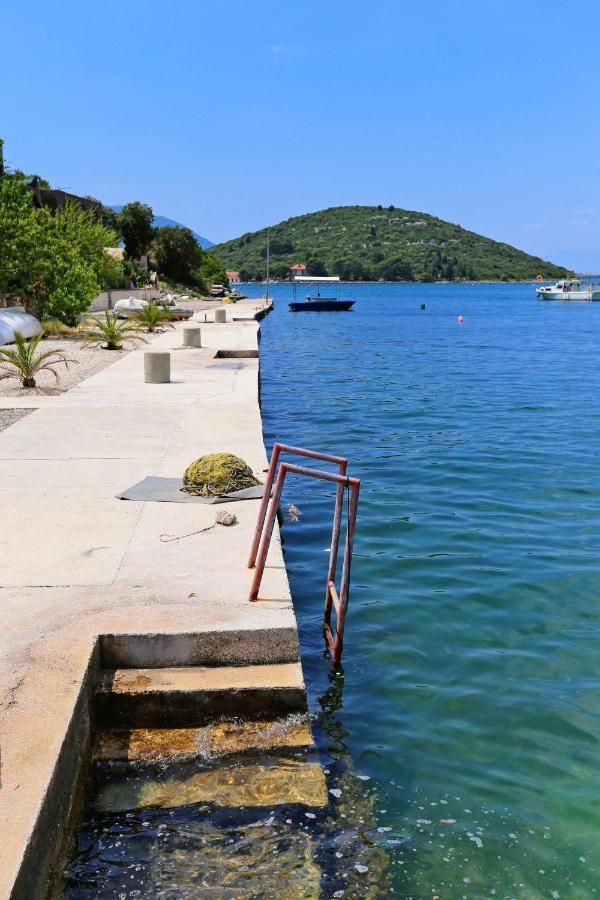 Apartments By The Sea Luka Dubrava, Peljesac - 4568 Janjina Экстерьер фото